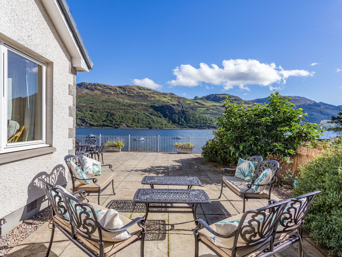 Lochside House