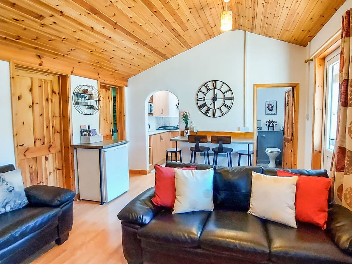 Hooked Rise Holiday Lodge - Holiday lodge in South West England - Image 4