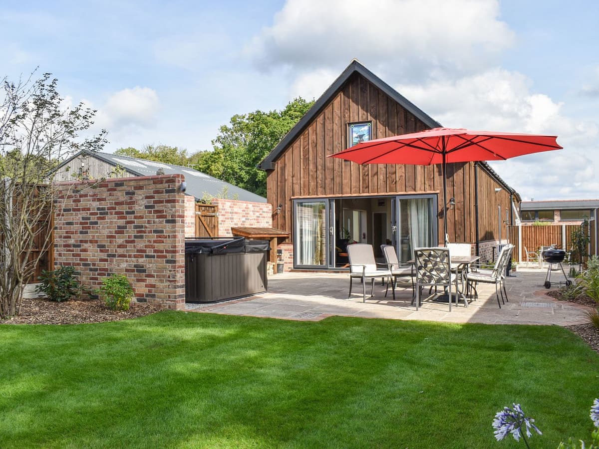 Bedborough Farm Cottages - The Workshop