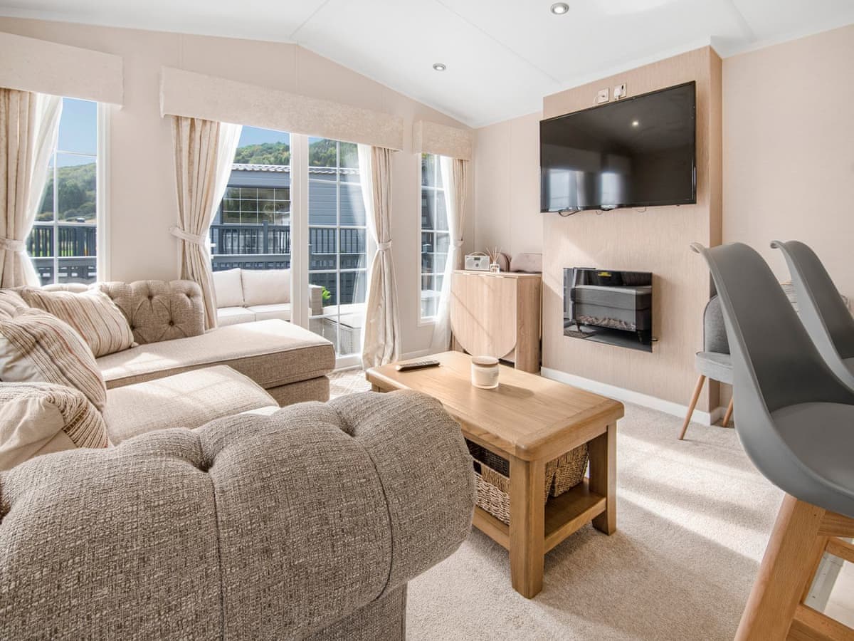 Lady Edith's Duo - European Lodge - Holiday Lodge in Yorkshire - Image 2