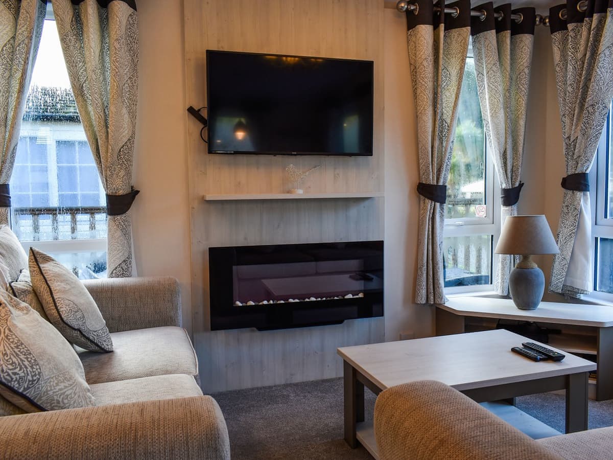 Elm Lodge - Holiday lodge in South West England - Image 3