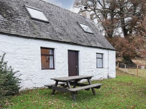 Brahan Cottages- Seaforth Cottage