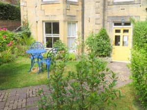 Bespoke Apartment with Cottage Garden Central Alnwick