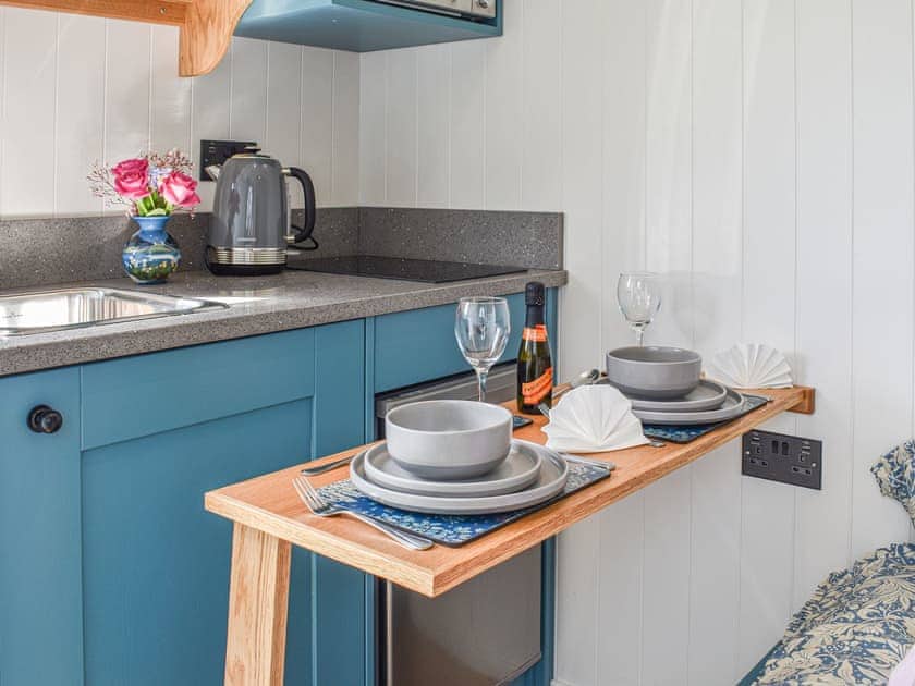 Open plan living space | Kirkstone Shepherd’s hut, Ambleside