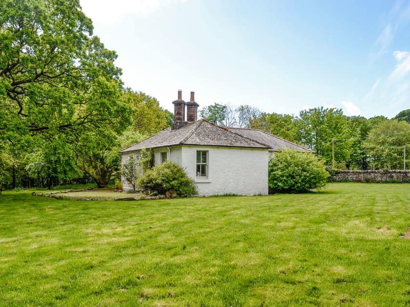 Garden | Milnfield Cottage, Annan