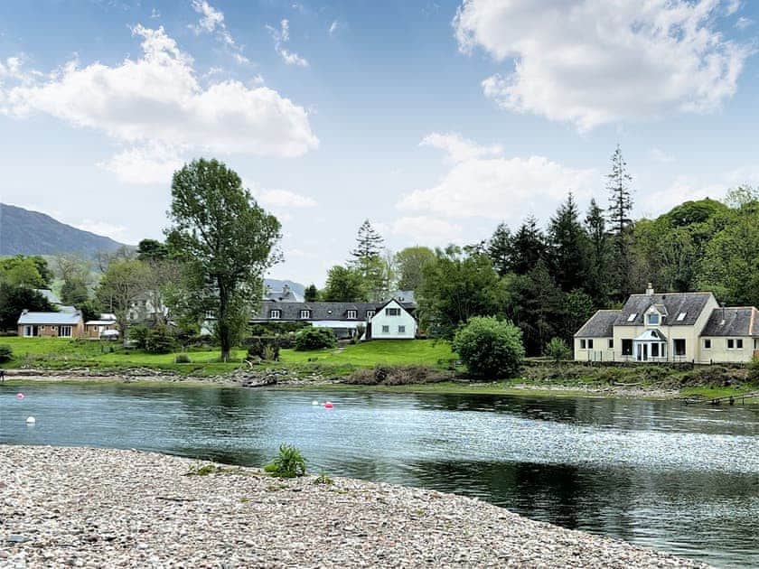 Surrounding area | Glen Mhor, Glenelg