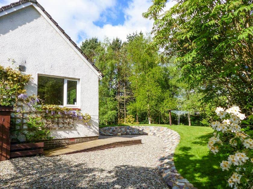 Exterior | Bo Nan Taigh Cottage, Aberfoyle