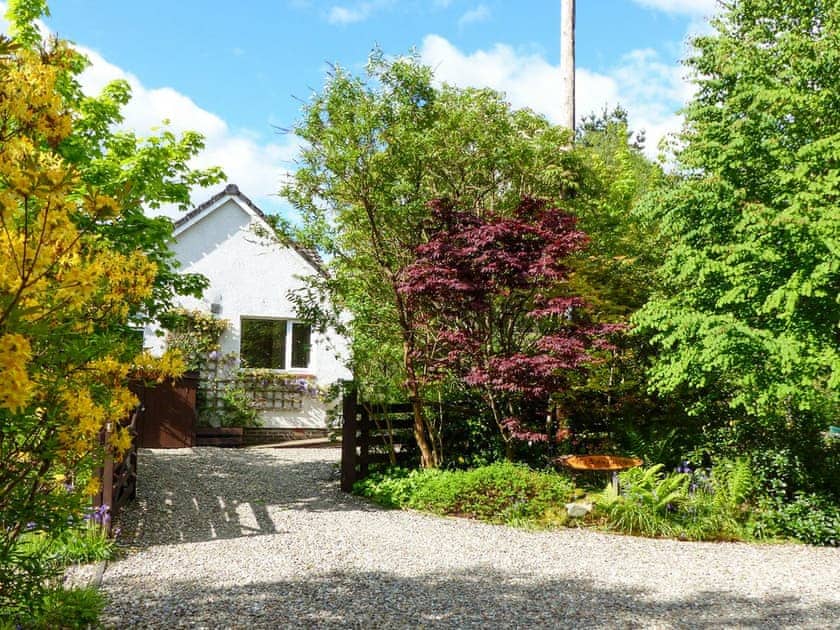 Exterior | Bo Nan Taigh Cottage, Aberfoyle
