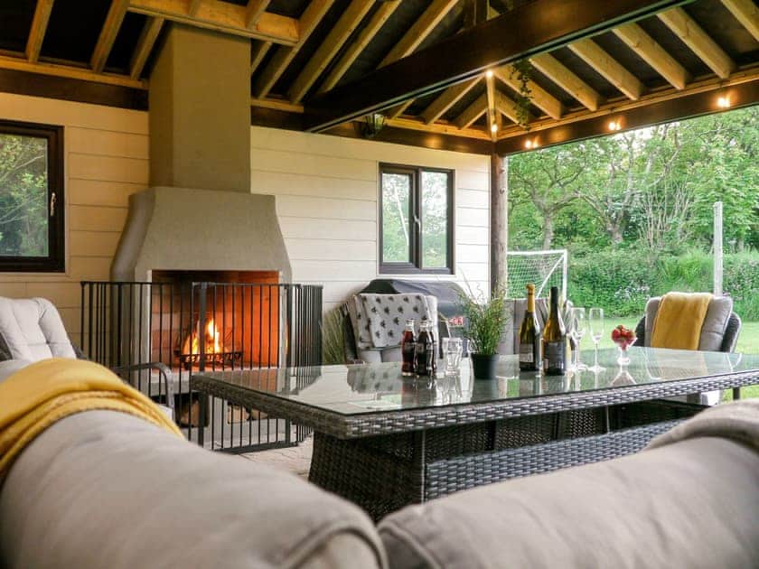 Covered Purgola | Hayscastle Farmhouse - Hayscastle Cottages, Hayscastle