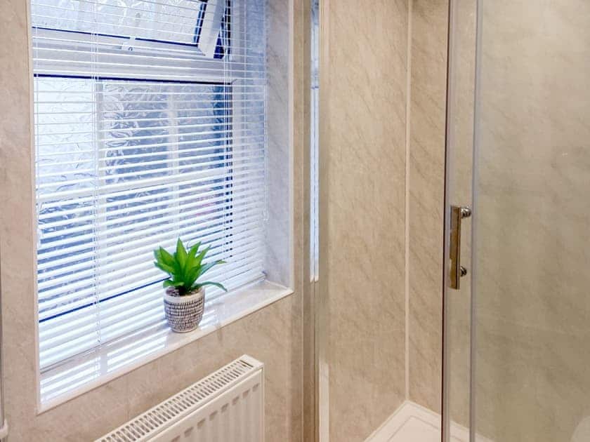 Shower room | 1 Tower Cottage, Portinscale, near Keswick