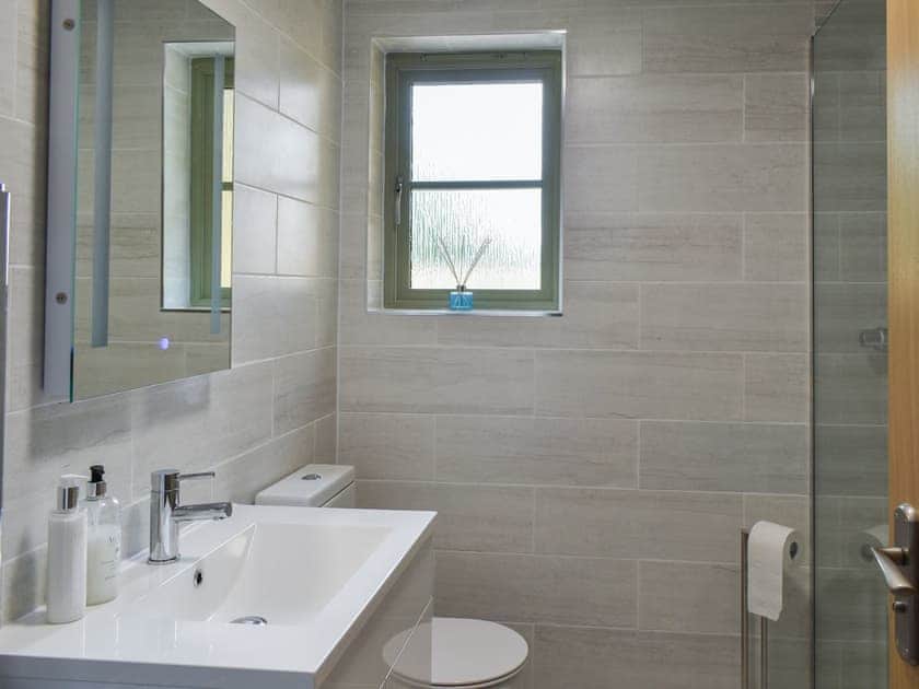 Shower room | Meadowside Lodges- Hobby Lodge - Meadowside Lodges, St Columb, near Padstow