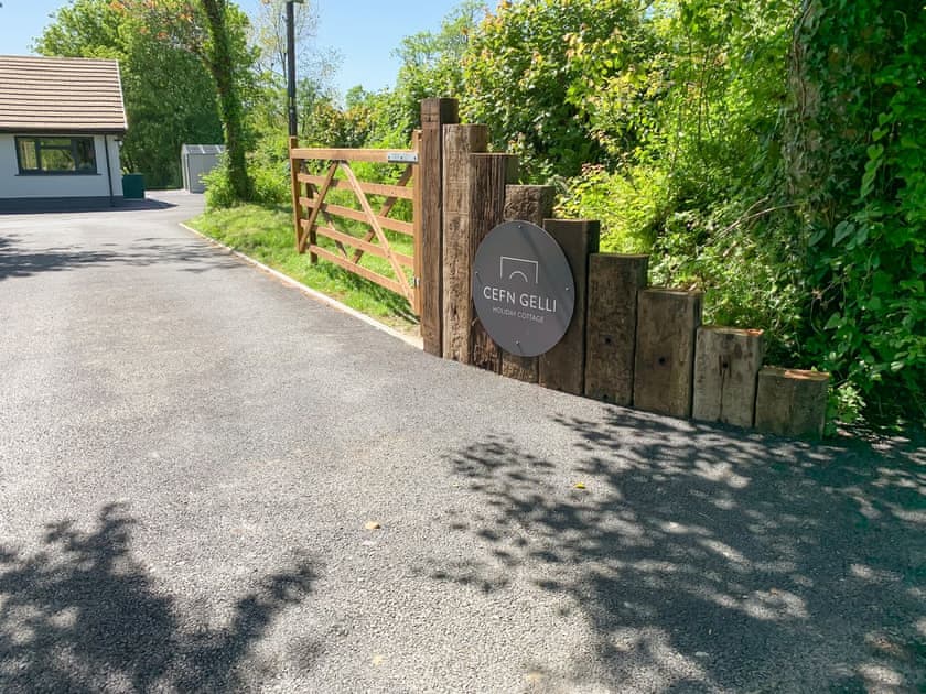 Driveway | Cefn Gelli, Gelli, near Narberth