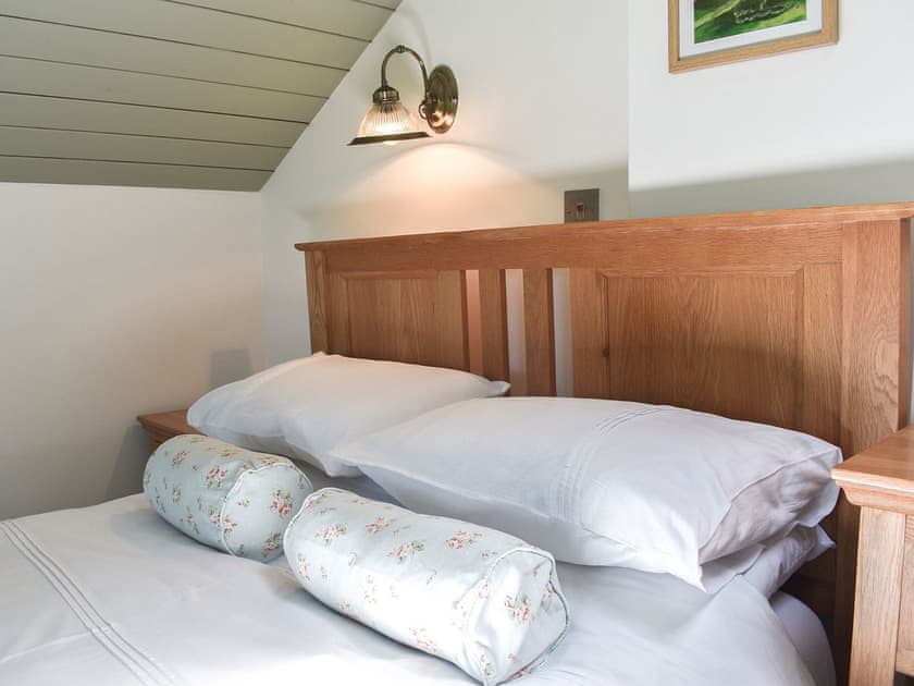 Double bedroom | Woodland Retreat, Polbrock, Washaway
