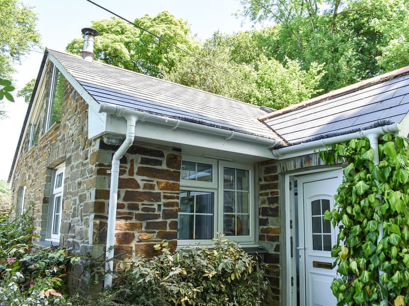 Exterior | Woodland Retreat, Polbrock, Washaway