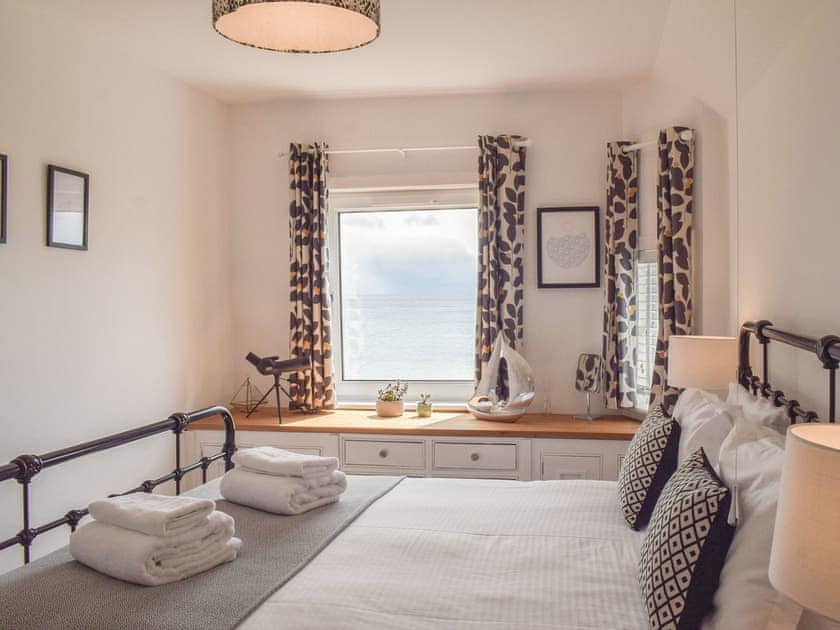 Double bedroom | Southcroft Lodge, Whiting Bay