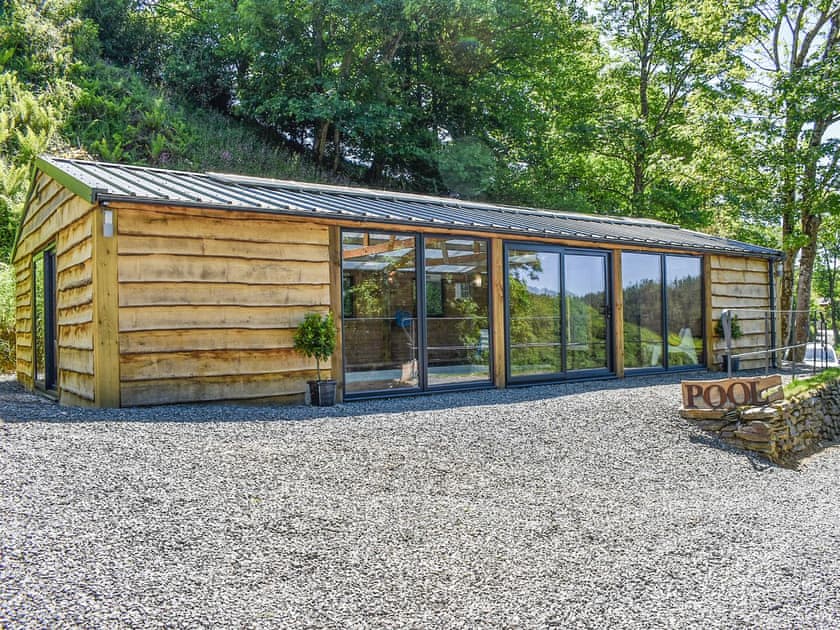 Swimming pool | Woodland Retreat, Polbrock, Washaway