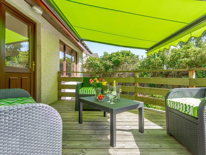 Terrace | Glen View of Enrick House, Balnain near Drumnadrochit