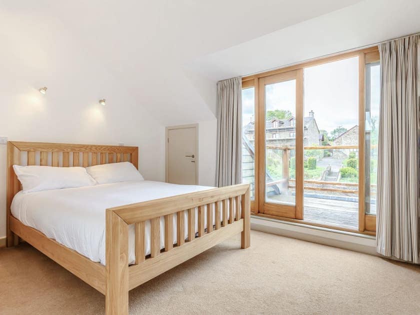 Master bedroom | Buzzard, Dartmouth
