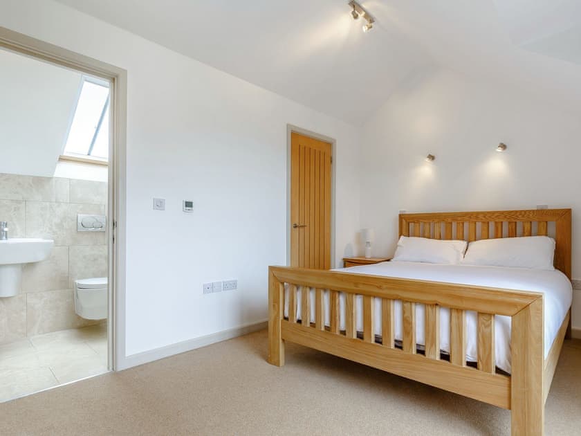 Master bedroom | Buzzard, Dartmouth