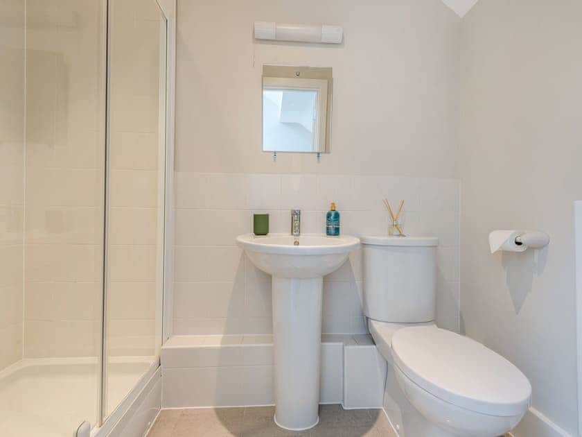 Shower room | Lower Mill EstatePlovers Nest, Somerford Keynes