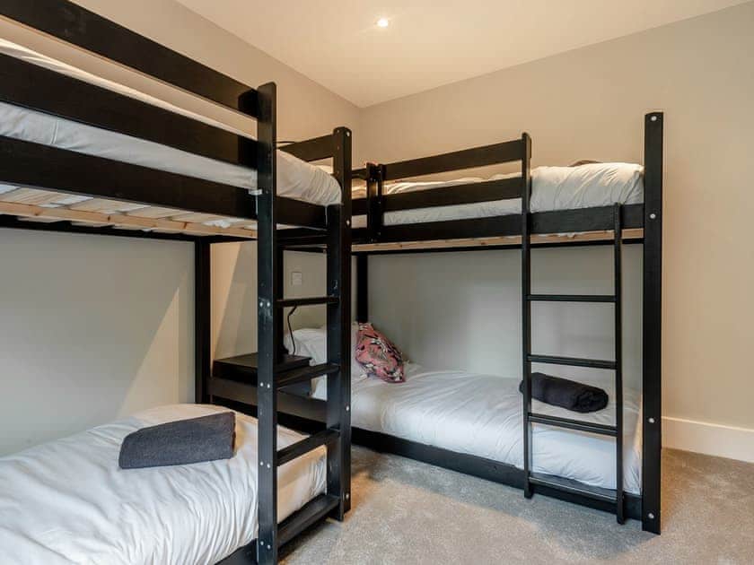 Bunk bedroom | Lower Mill EstatePlovers Nest, Somerford Keynes