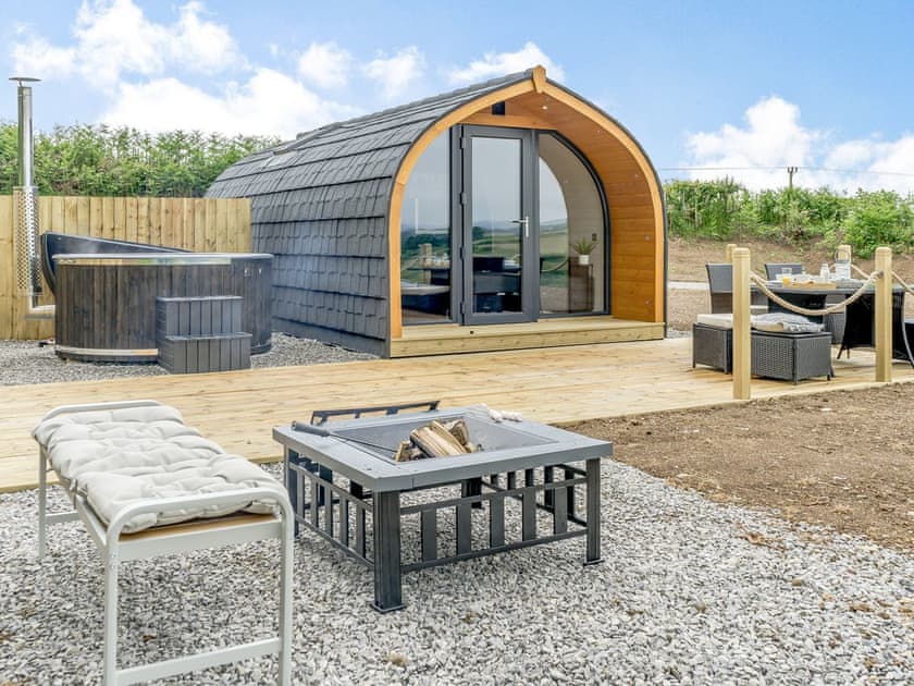 Exterior | Llain Farm- Gwennol - Llain Farm, Llanboidy, near Laugharne