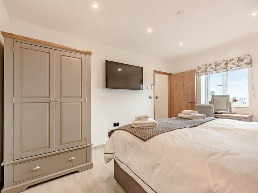 Double bedroom | Apple Blossom Cottage - Coastal View Cottages, Ludchurch, near Narberth