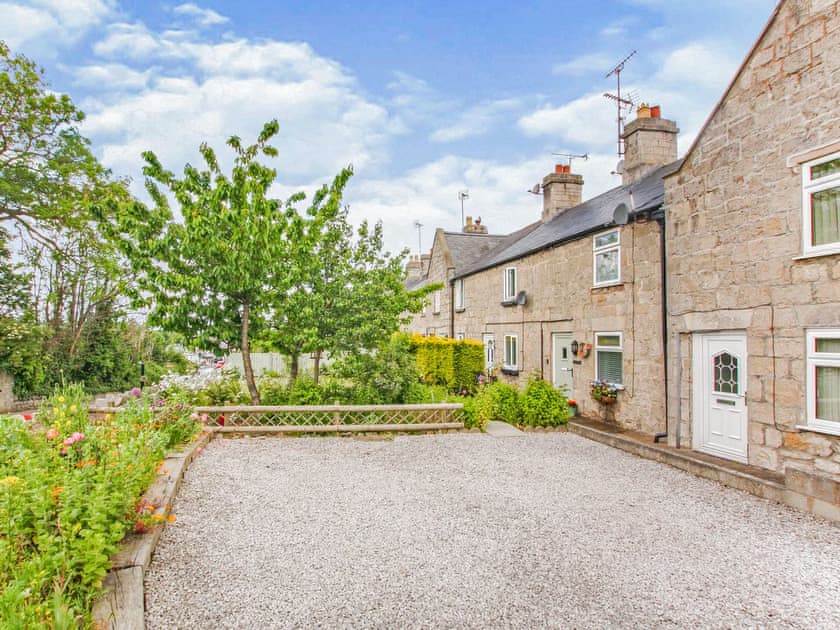 Parking | Pen Y Bont, Rhuddlan