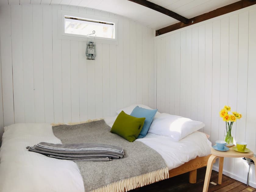 Sleeping area | Tiny House Railway Carriage Number 1 - Lockhaugh Farm Cottages & Carriages, Rowlands Gill