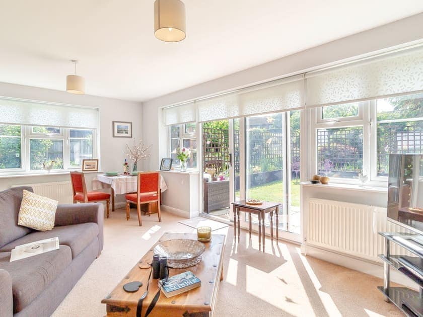 Living area | Stella’s Retreat, Loddon