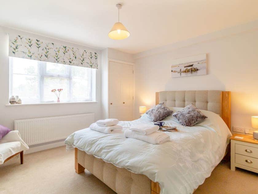 Double bedroom | Stella’s Retreat, Loddon