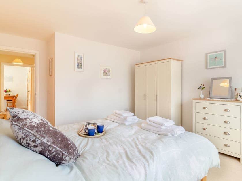Double bedroom | Stella’s Retreat, Loddon