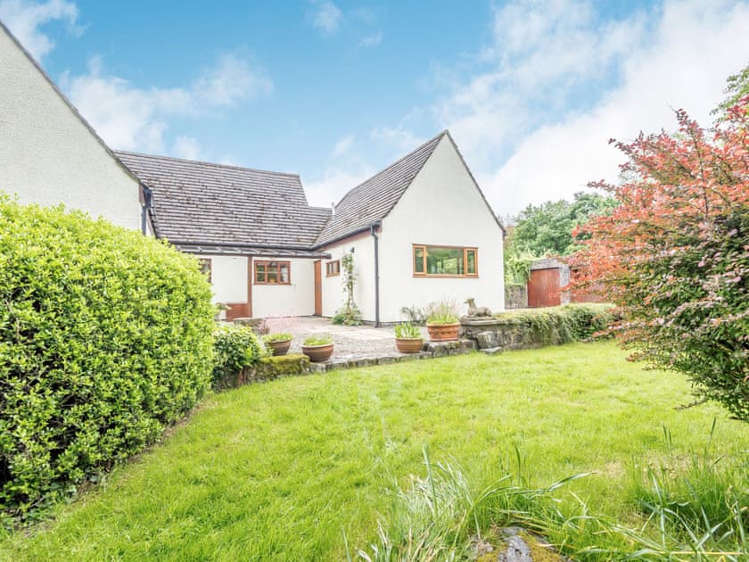 Exterior | Cwmfron House, Tylwch