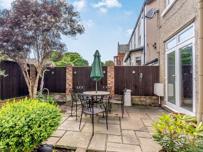 Garden | Queen B’s, Bridlington