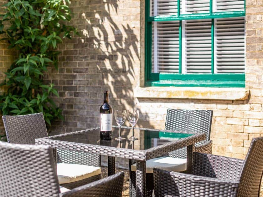 Outdoor area | Symond House - Stowlangtoft Estate, Bury St. Edmunds