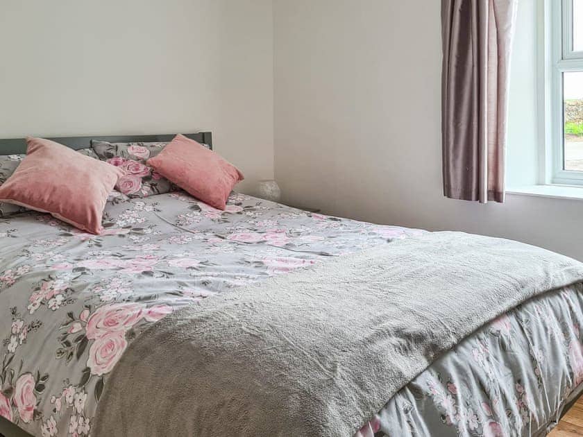 Double bedroom | 2 Setonhill Cottages, Longniddry