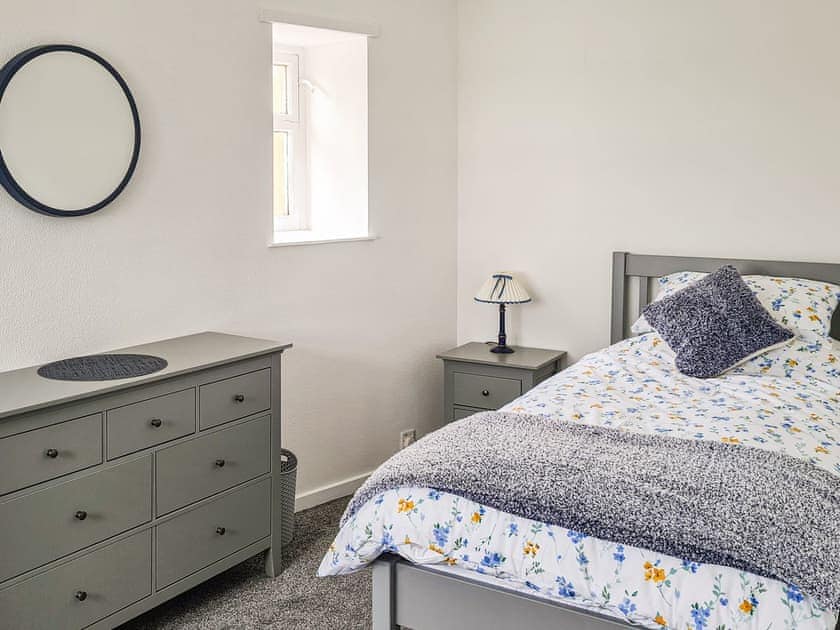 Double bedroom | 2 Setonhill Cottages, Longniddry