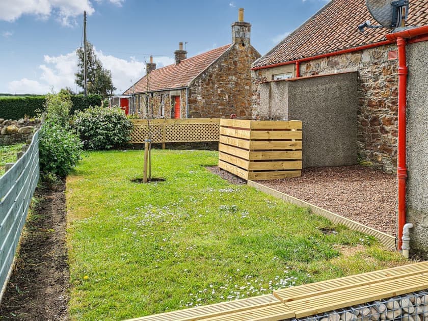 Garden | 2 Setonhill Cottages, Longniddry