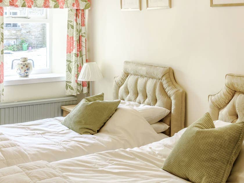 Twin bedroom | Stable Cottage - The Grange, West Burton, near Leyburn