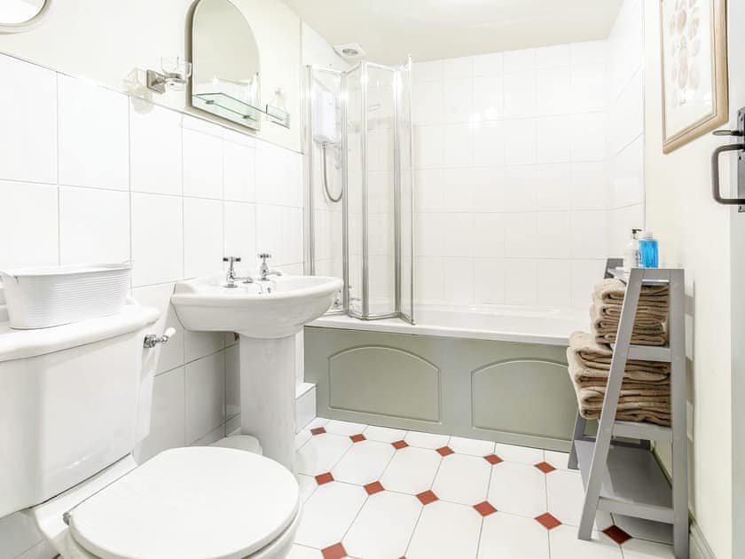 Bathroom | Stable Cottage - The Grange, West Burton, near Leyburn