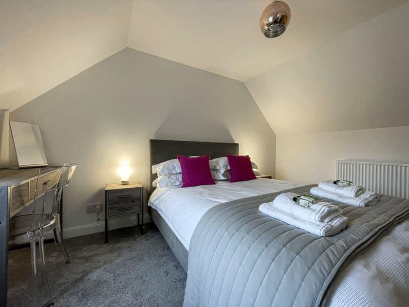 Double bedroom | Willow Cottage, Sandwick