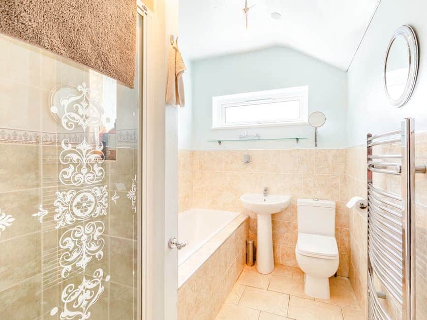 Bathroom | Bewick House, Newbiggin-by-the-sea, near Morpeth