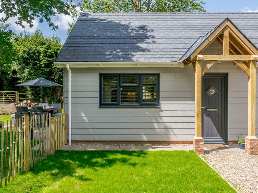Exterior | Willow Cottage, Stonham, near Needham Market