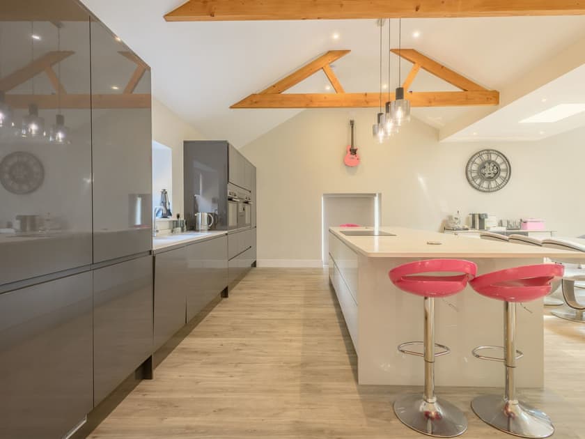 Kitchen area | The Gallery Barn - Canal View House and The Gallery Barn, Swafield