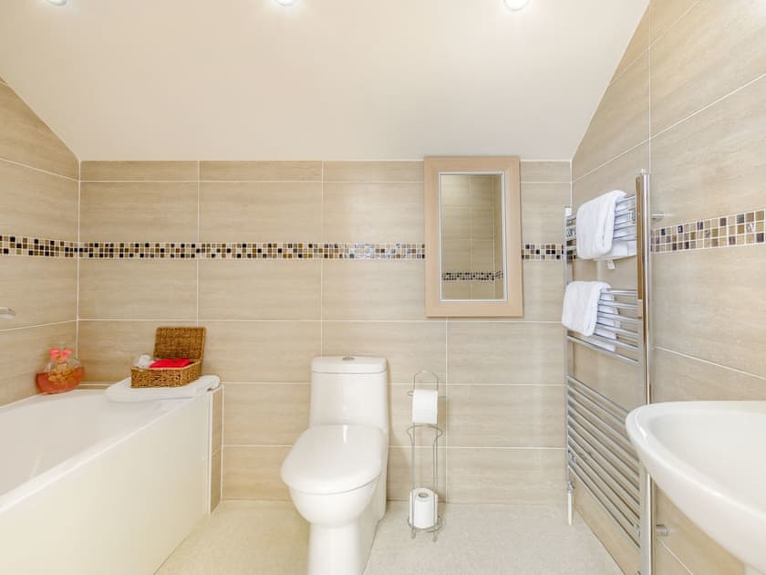 Bathroom | The Ark Barn, Canterbury