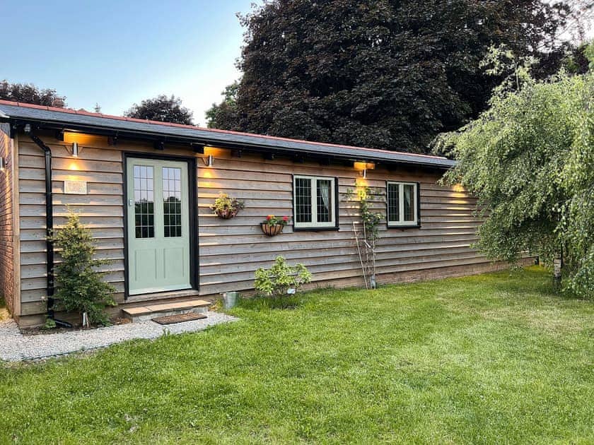 Exterior | Bluebell Lodge - Chicken Shed Lodges, Ashford