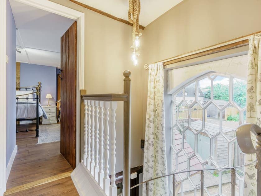 Landing | Duck Island Cottage, Ringwood