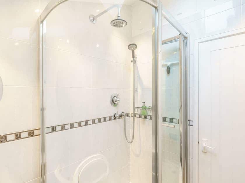 Shower room | Benchmark Cottage, Glaisdale