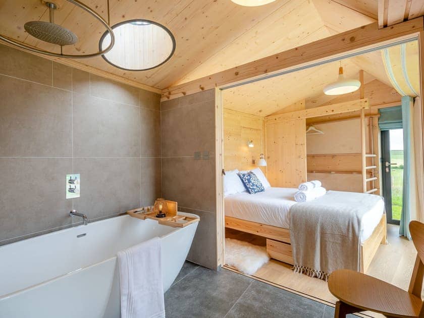Bathroom | The Curve at Caerlaverock Estate - Caerlaverock Estate, Glencaple, near Dumfries