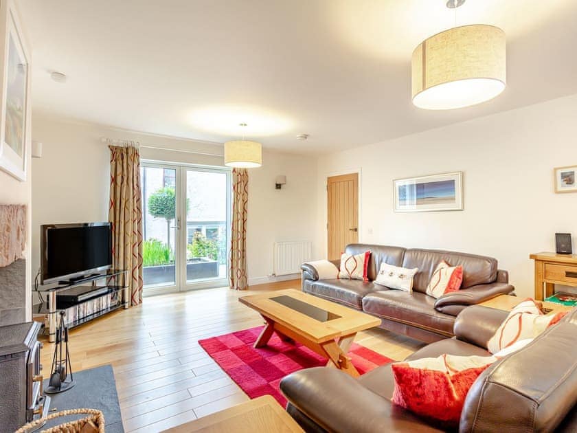 Living room | Rose Cottage - Courtyard Cottages, Inverness
